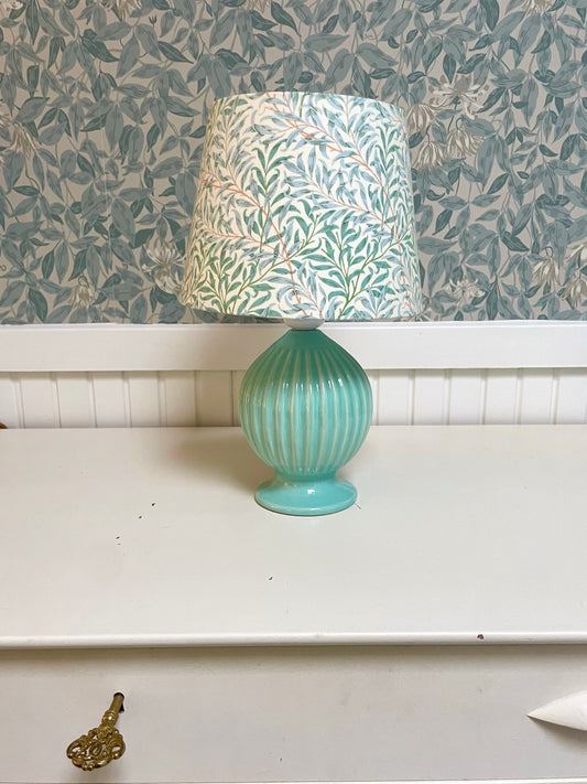 Henning Seidelin riflet mintgrønt bordlampe