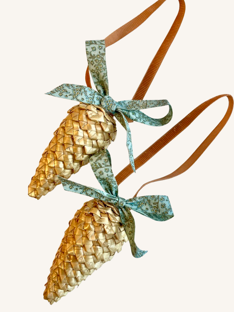 Nostalgisk kogle med bånd