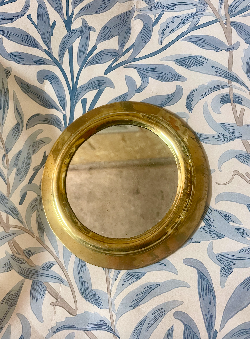 Lille rundt indisk spejl