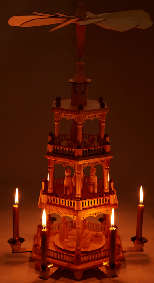 Stor Weihnacht Pyramide / Julekarrusel i træ no. 5