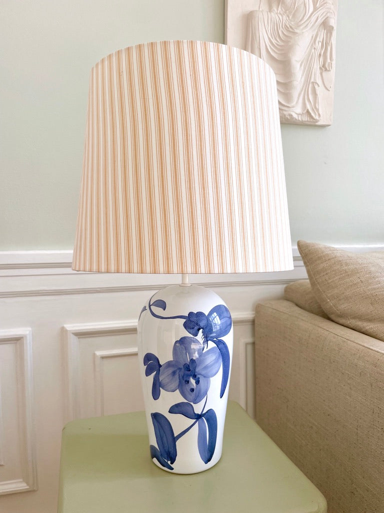 Håndmalet unika bordlampe