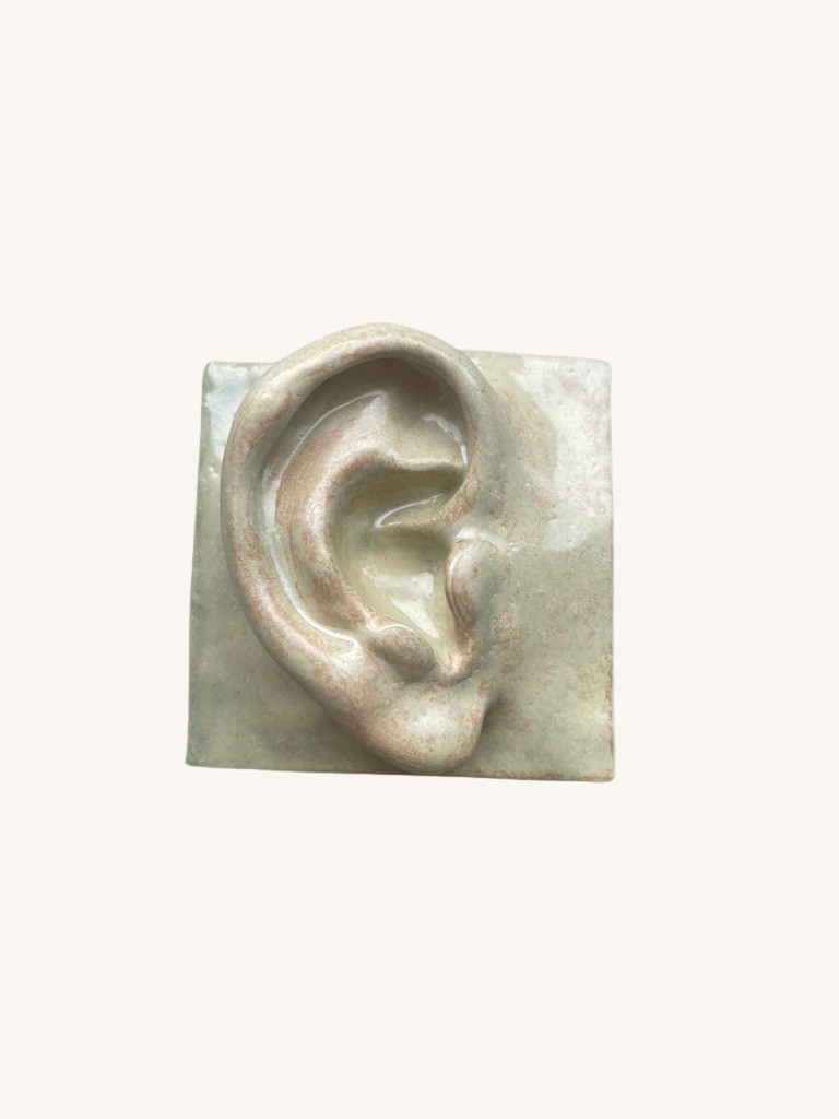 Square Ear Right vægrelief | Crystal Green