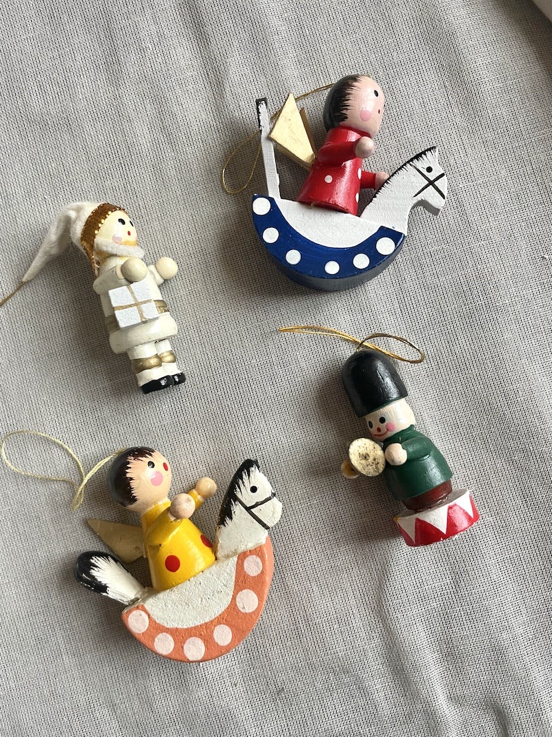 Nostalgiske juleornamenter i træ no. 4