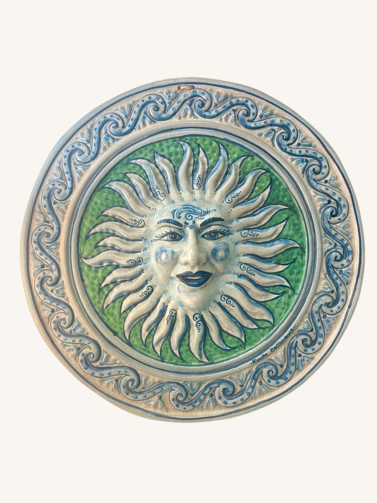 Sole Ragginate vægrelief, Sicilien