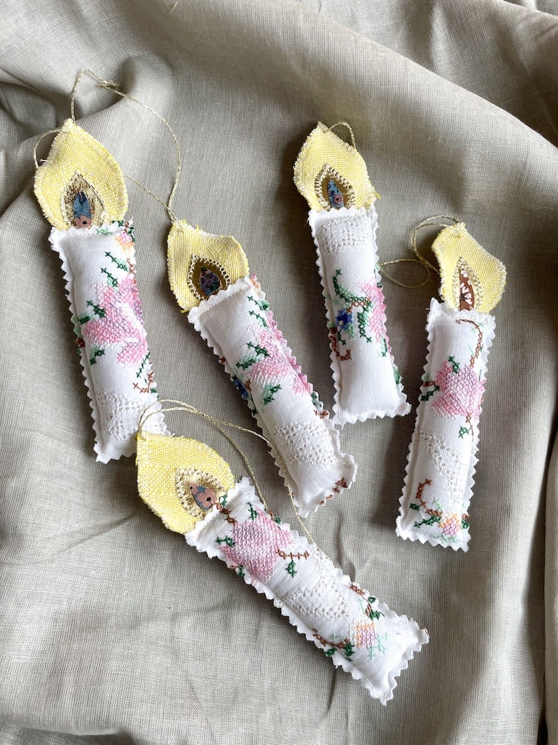 Håndlavede julelys med broderi no. 2