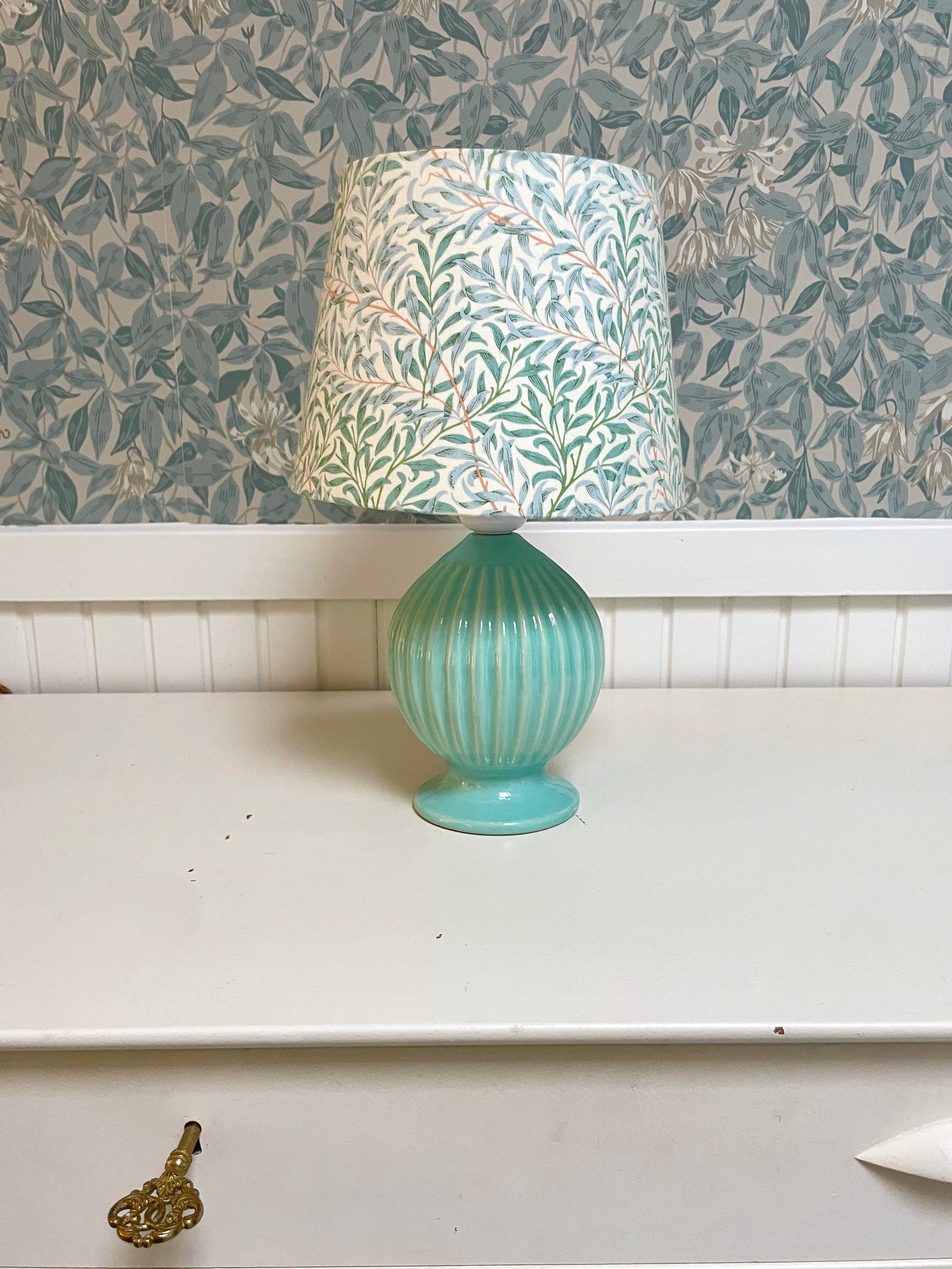 Henning Seidelin riflet mintgrønt bordlampe