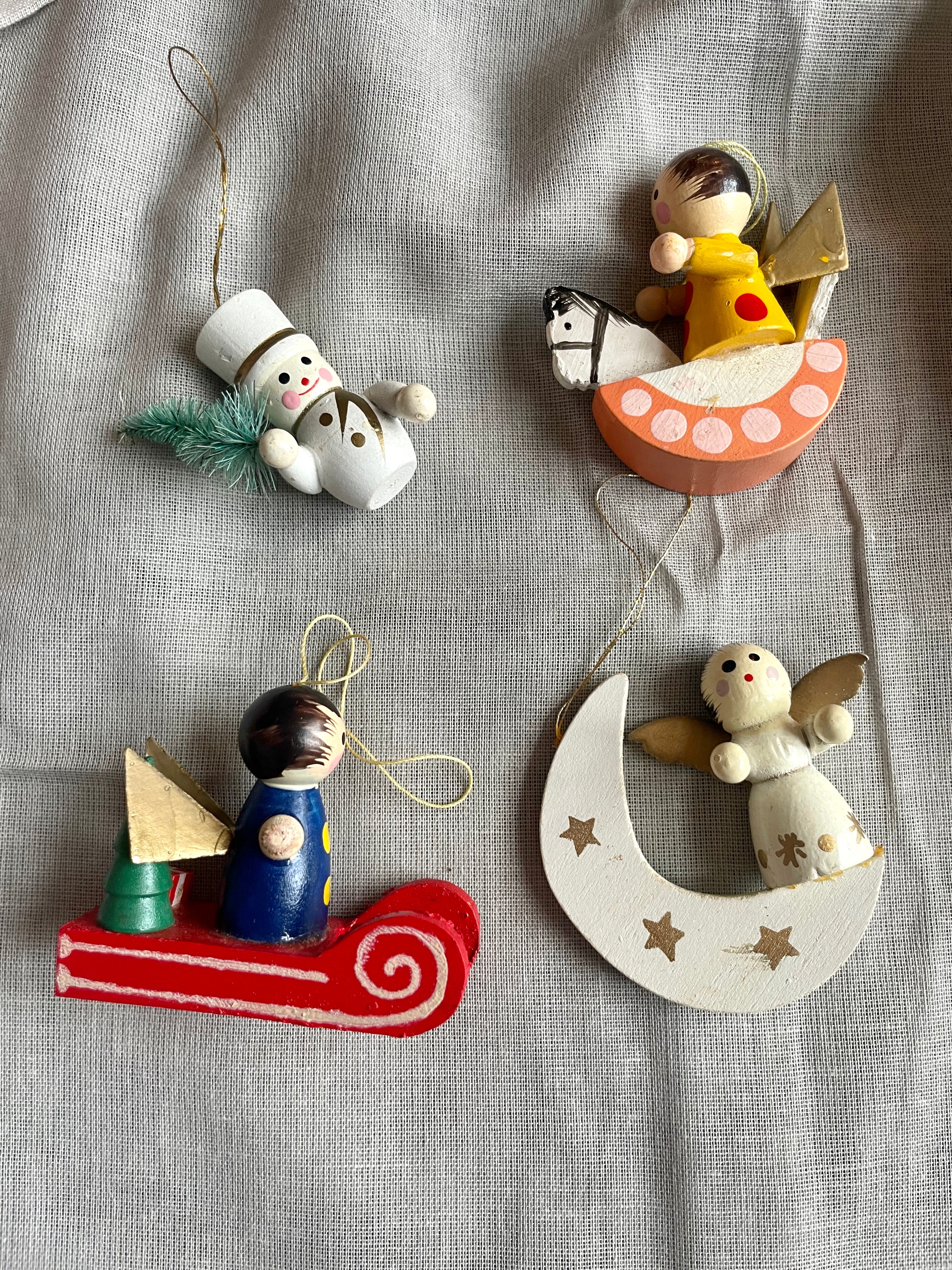 Nostalgiske juleornamenter i træ no. 5