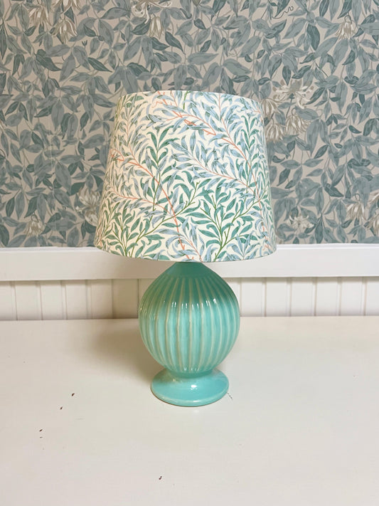 Henning Seidelin riflet mintgrønt bordlampe