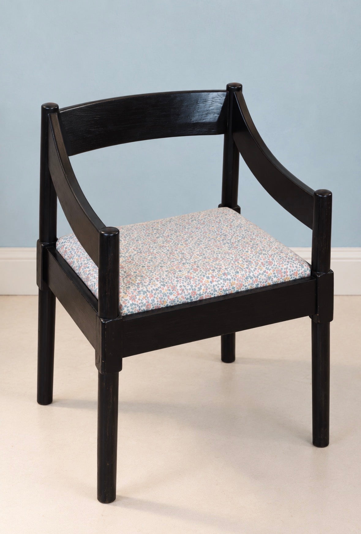Vico Magistretti "Carimate" chair