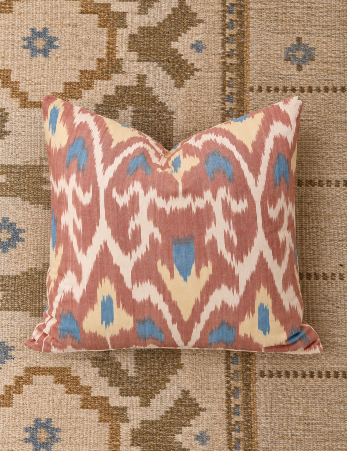Håndvævet Ikat silkepude no. 9