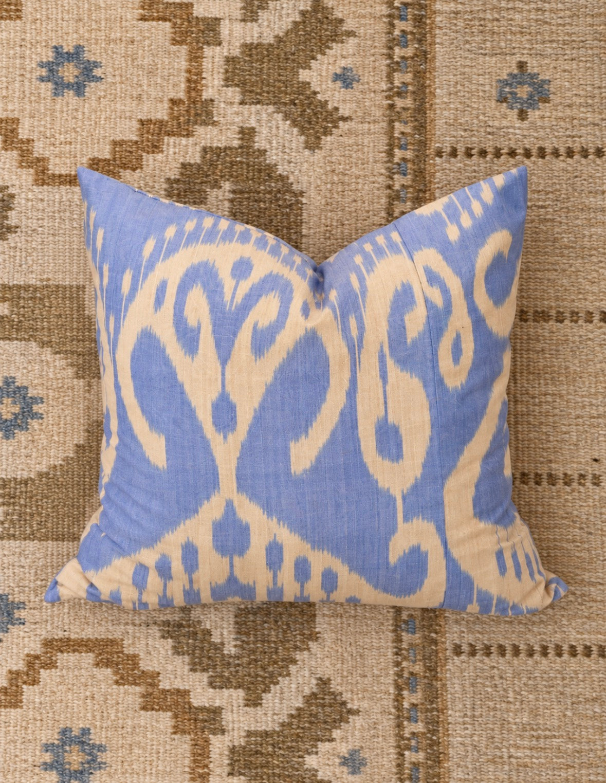 Håndvævet Ikat silkepude no. 8