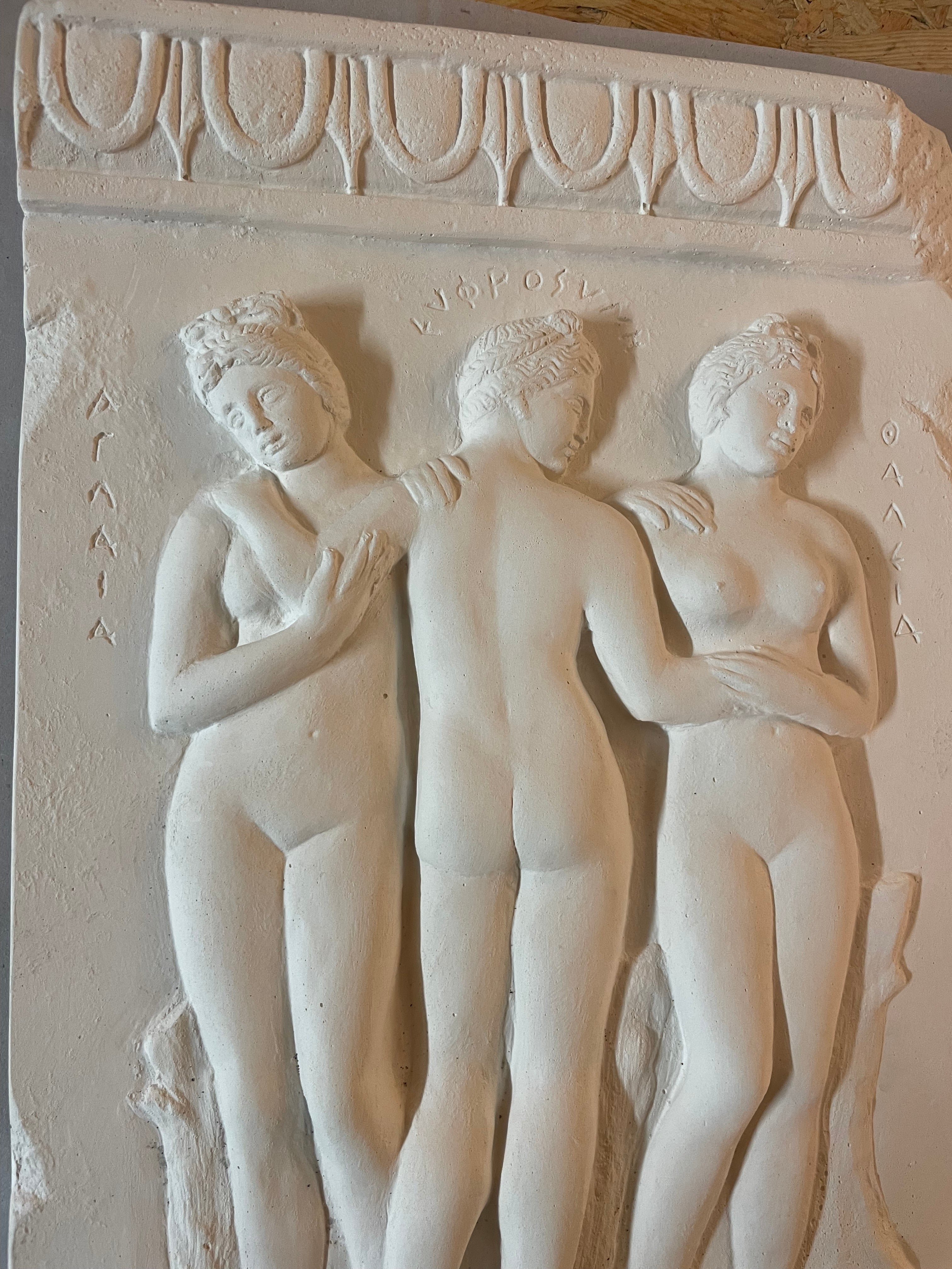 Vægrelief af de tre gratier