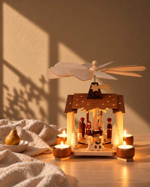 Lille Weihnachtspyramide / Julekarrusel no. 1