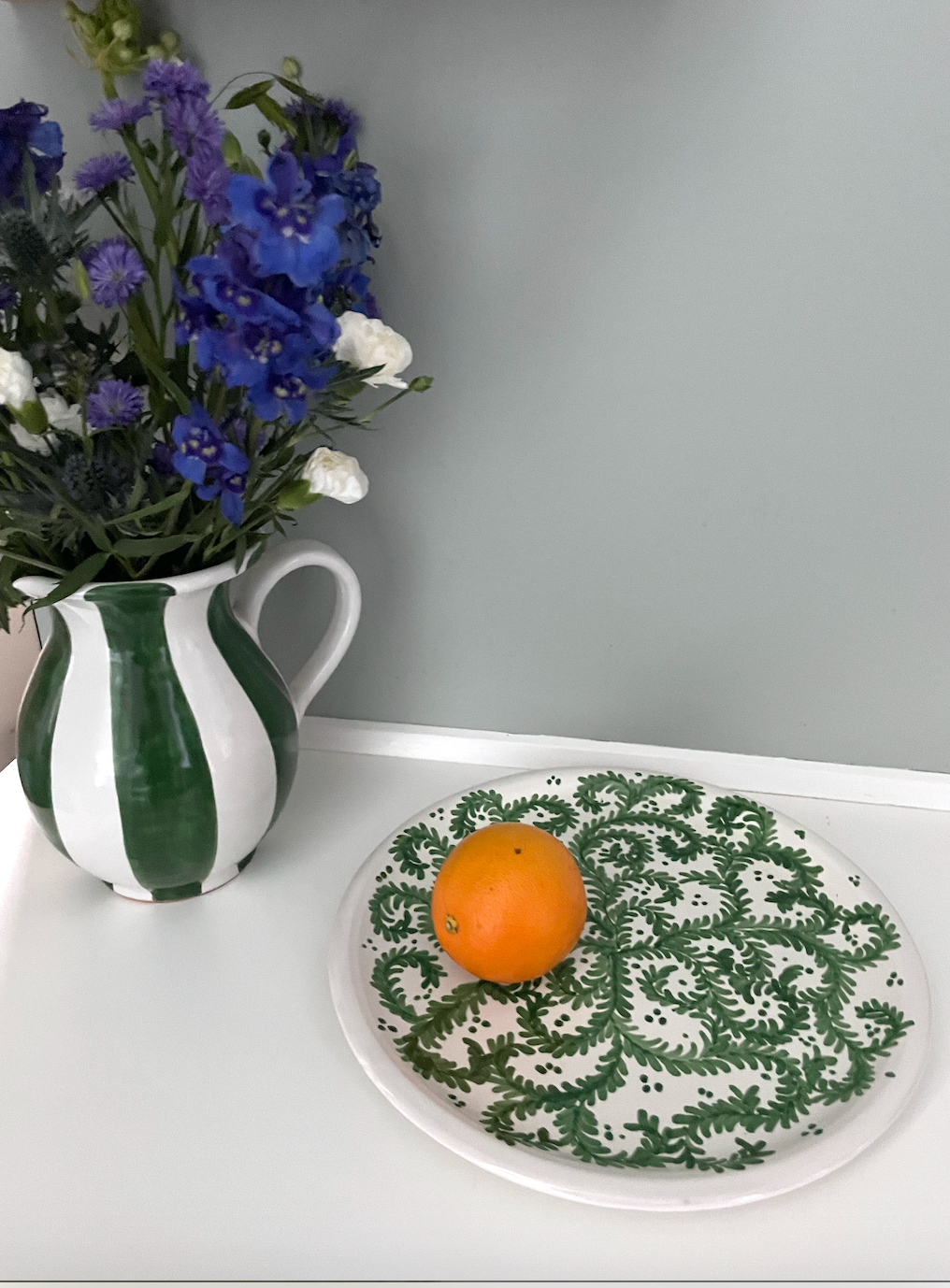 HAND PAINTED ITALIAN DISH 〰️ GREEN 