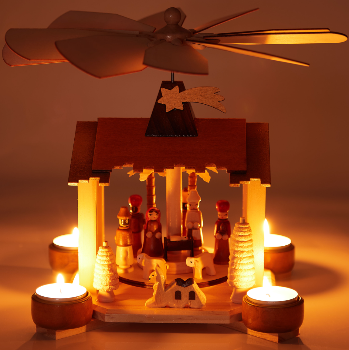 Lille Weihnacht Pyramide / Julekarrusel no. 1