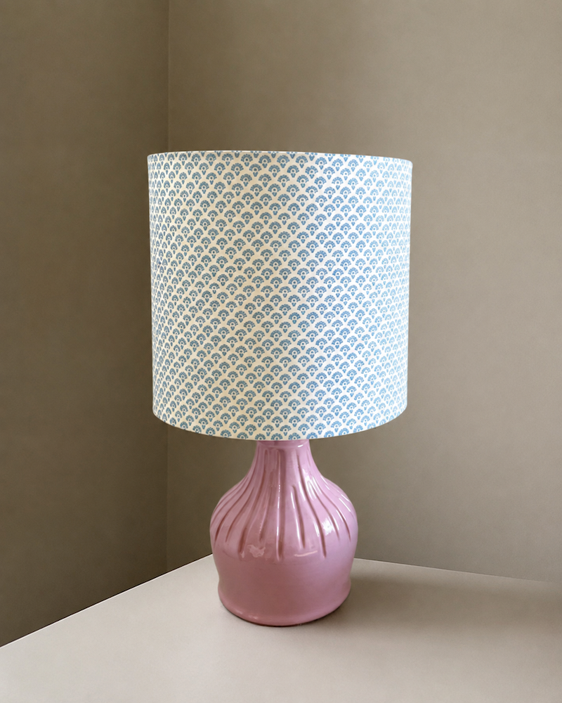 Dansk keramik bordlampe i lyserød