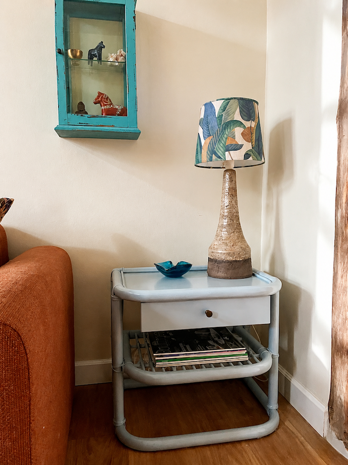 Blåt vintage sidebord